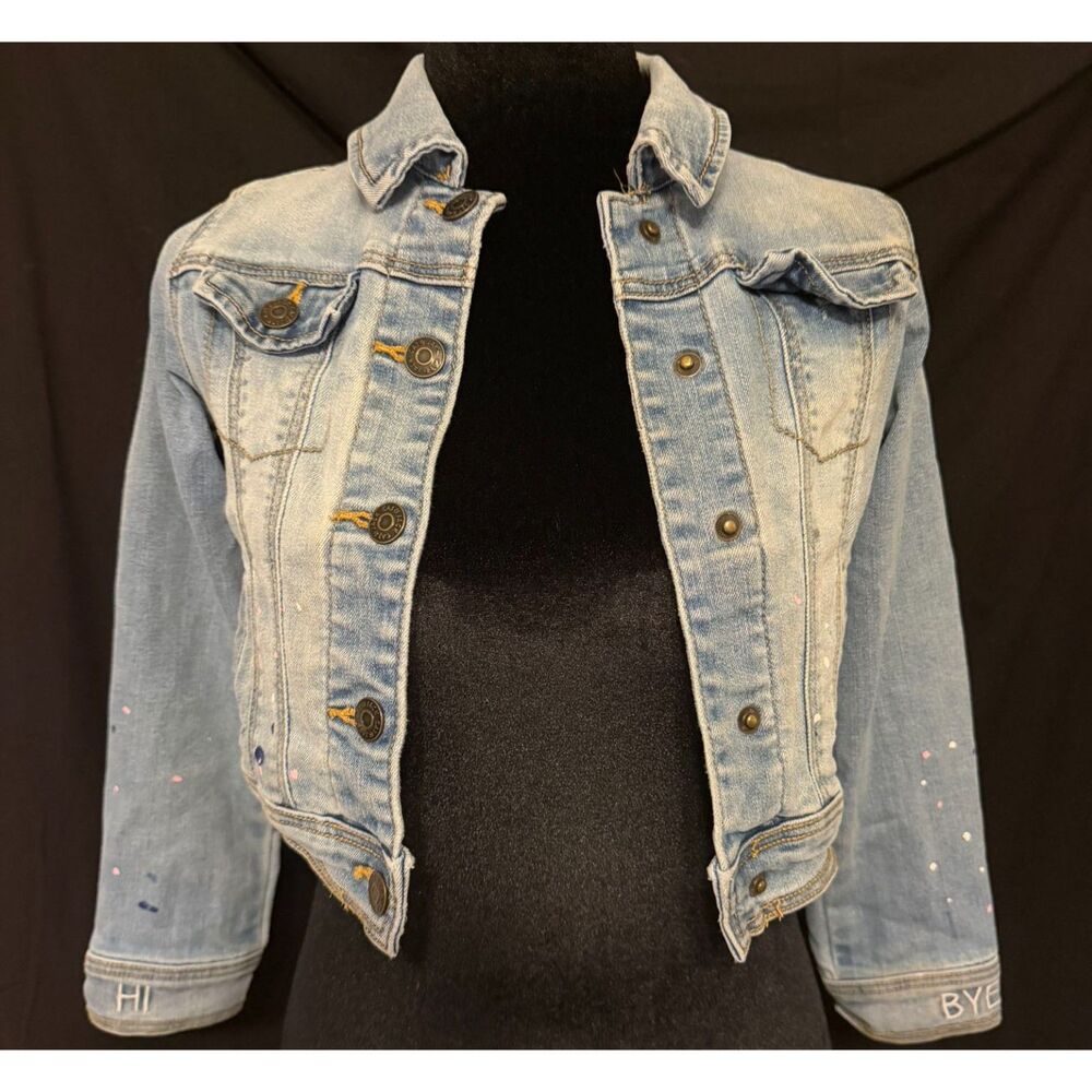 #143 - Cat & Jack Girls Denim Jacket Size Small 6/6X